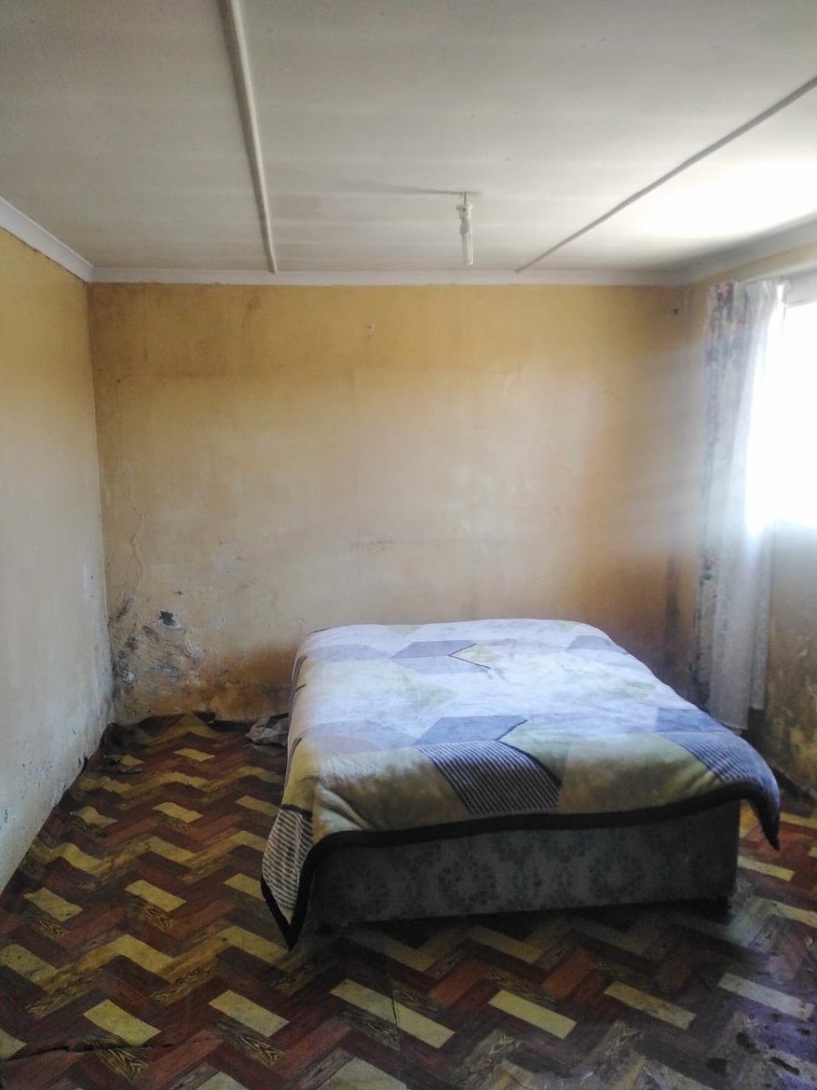 2 Bedroom Property for Sale in Kwazakhele Eastern Cape